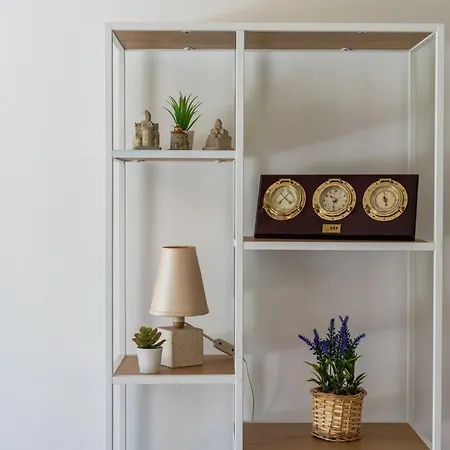 Bella Vista 公寓 米利尼